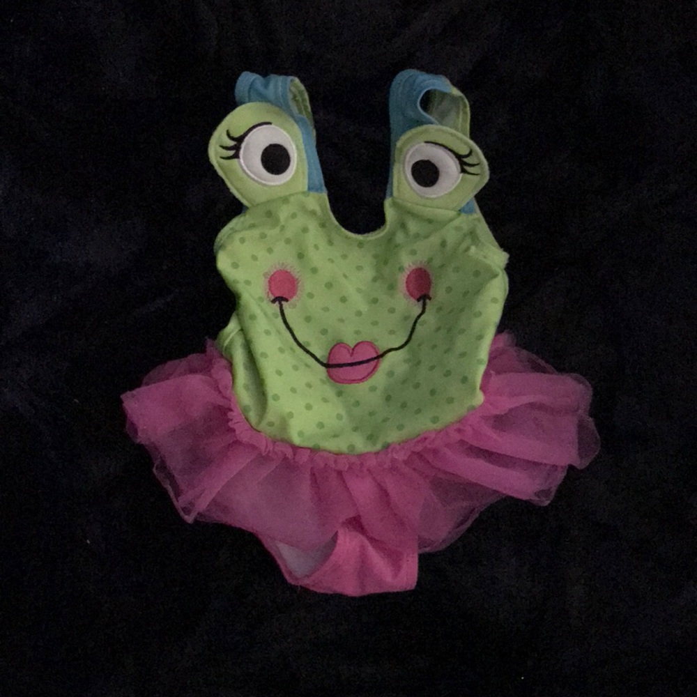 Froggy bathing suit